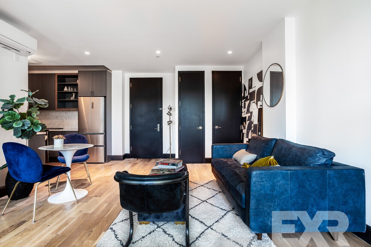 Foto principal - 523 Franklin Ave