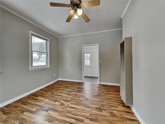 Foto del edificio - 52 22nd Ave NE