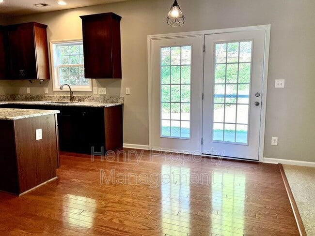Building Photo - 517 Anchor Creek Way