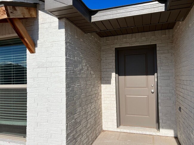 Foto del edificio - New 3 Bedroom In North West Lubbock!