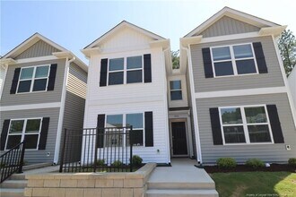 Building Photo - 5816 Brambleberry Way