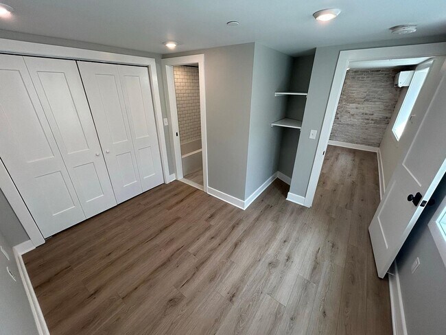 Foto del edificio - 336 Channing St NE