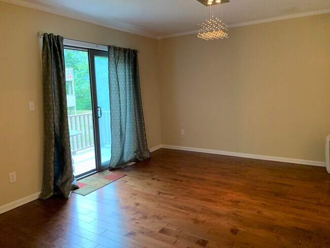 Foto del edificio - 18 Greenbriar Dr