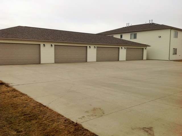 Exterior/Garage - 1401 N 33rd St