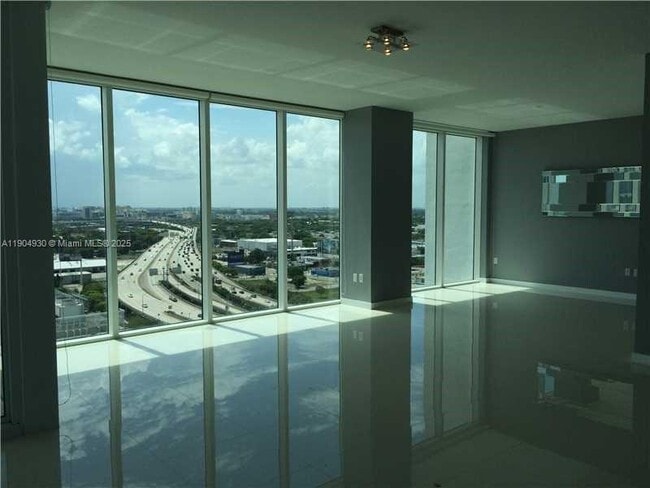 Building Photo - 1040 Biscayne Blvd