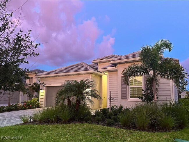 Building Photo - 15949 Sugar Hl Dr