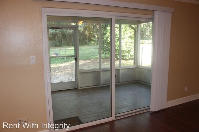 Foto del edificio - 3 br, 1.5 bath House - 1926 Portland Avenue