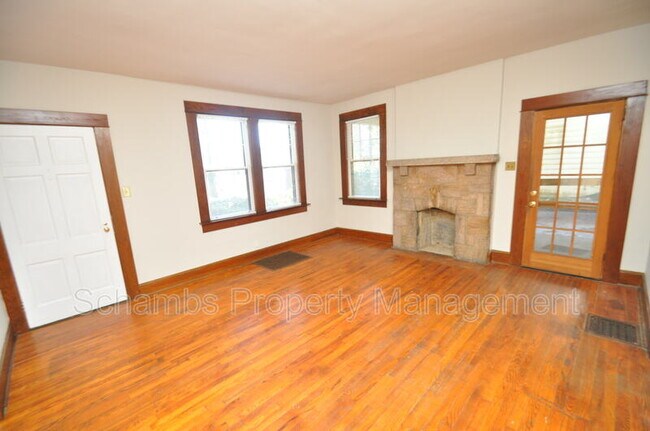 Building Photo - 1425 Wake Forest Rd