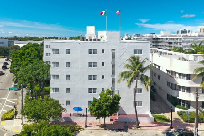 Foto del edificio - Cynthia Apartments