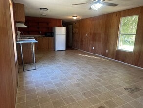 Building Photo - 76360 S P Dump Rd E