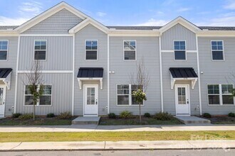 Building Photo - 117 Dogwood Vlg Trl