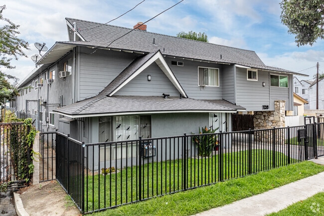 Building Photo - Richfield Apartments