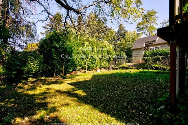 Foto del edificio - 6315 E Burnside St