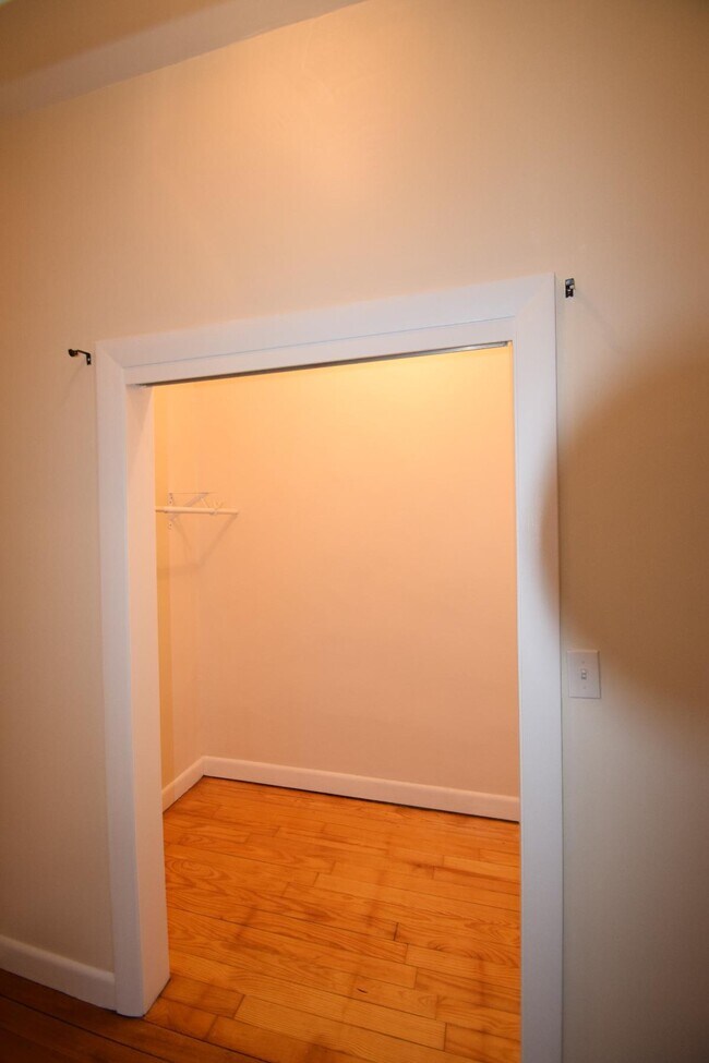 Foto del edificio - 1728 Beacon St