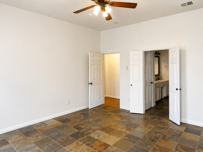 Building Photo - Charming Home in Coppell! LOCATION, LOCATION, LOCATION!