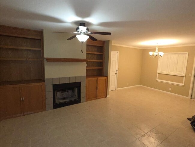 Foto del edificio - 502 Dewberry Dr