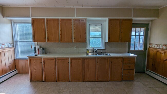 Beautiful Oak cabinets - 237 Pleasant St