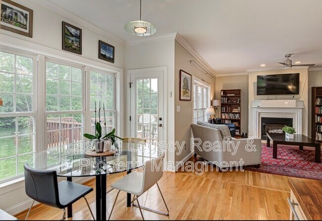 Building Photo - 475 Ashbry Run Dr