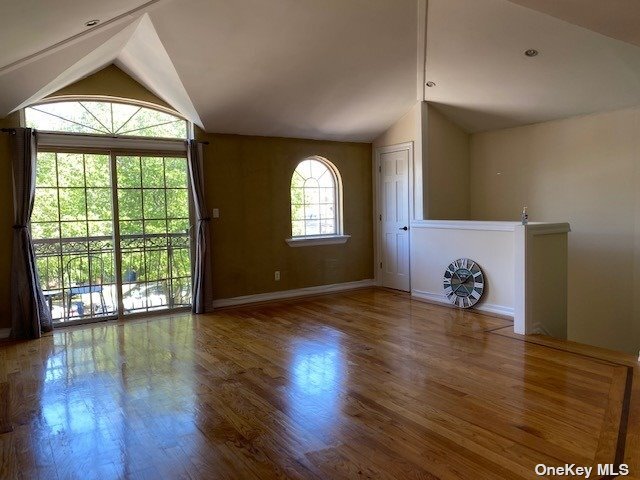 Foto del edificio - 38-40-40 213th St