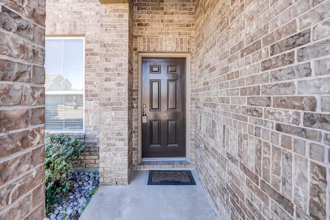 Foto del edificio - Beautiful 5bed/2.5bath Home!