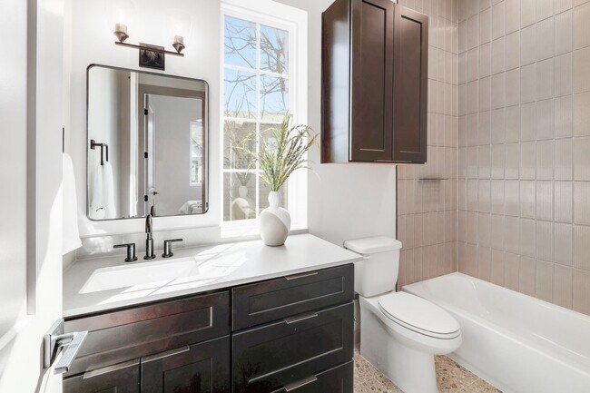 Foto del edificio - 1732 Bunche Rd