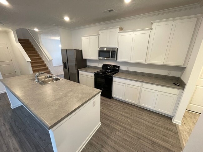 Photo - East Jefferson Large Home For Rent