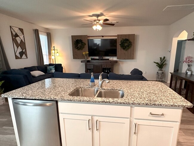 Building Photo - 2218 Wigeon Way