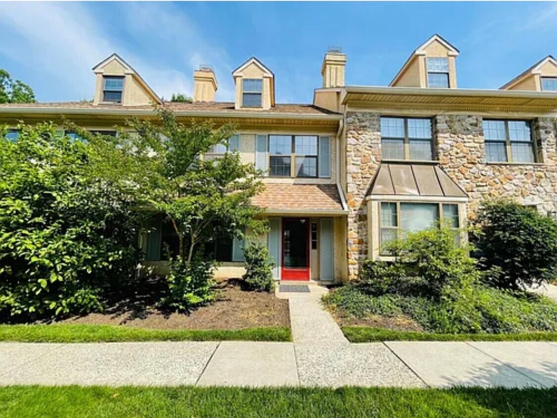 Photo - 7 Liberte Ln (Chesterbrook, PA)