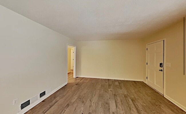 Building Photo - 848 Howard Ct SW