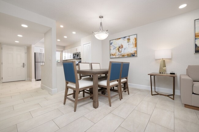 Building Photo - Leisure by Westgate Apartments