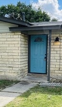 Building Photo - 4822 Hemphill Dr