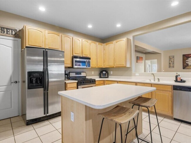 Foto del edificio - 6186 S Wheaton Dr