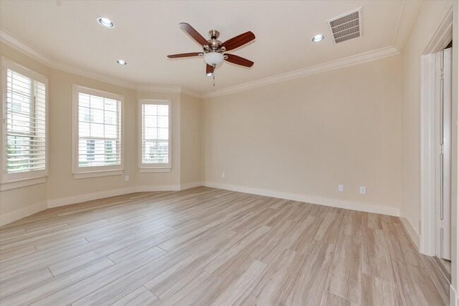 Building Photo - 13405 Preston Cliff Ct