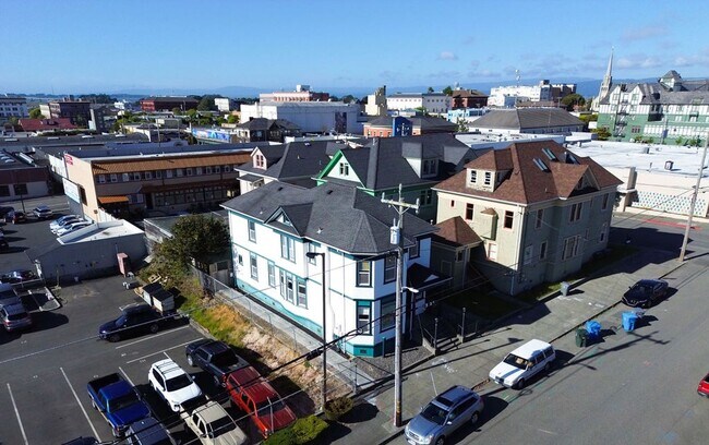 Foto del edificio - 369 8th St