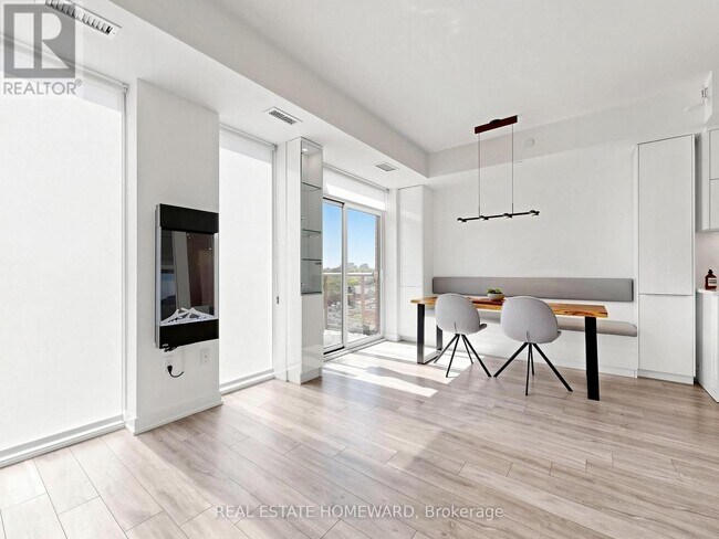 Photo du bâtiment - 106 Dovercourt Rd