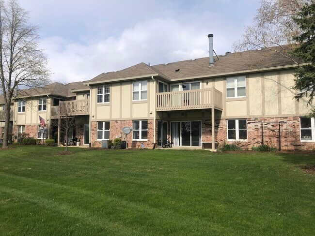 Building Photo - 1198 N Streamwood Ln