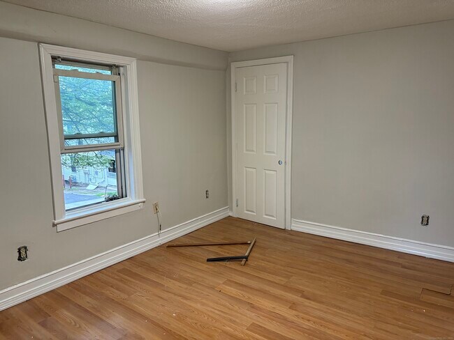 Building Photo - 77 Wolcott St