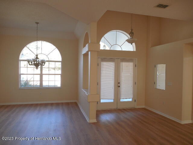 Building Photo - 13340 Spring Hill Dr