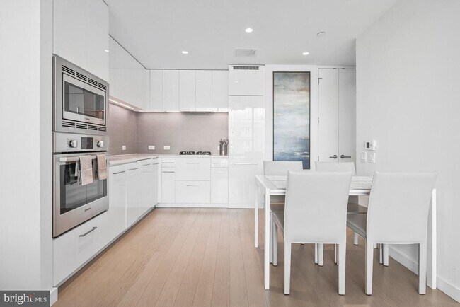 Foto del edificio - 1111 24th St NW