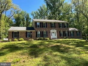 Building Photo - 14260 Burntwoods Rd