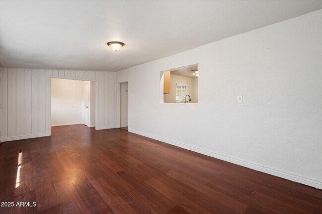 Foto del edificio - 2609 W Morten Ave