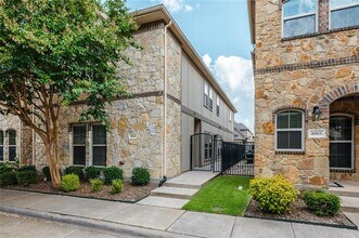Building Photo - 8901 Whitehead St