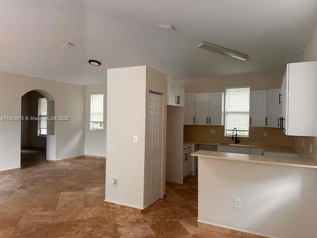Foto del edificio - 21733 Ingraham Ave Rd