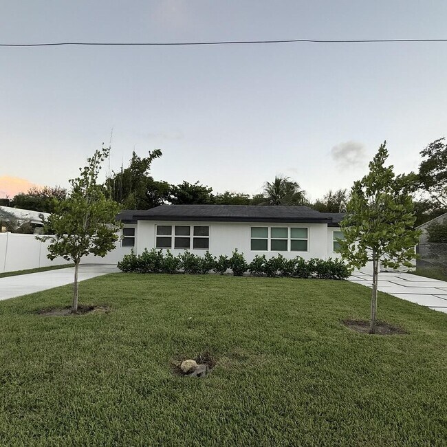 Foto del edificio - 120 SW 7th St