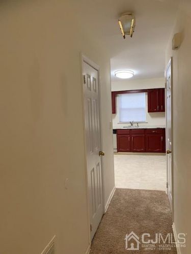 Building Photo - 503 Timber Oaks Rd