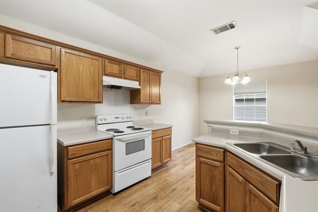 Building Photo - 3201D El Salido Pkwy