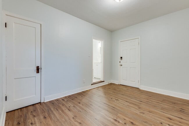 Foto del edificio - 525 Washington Ave