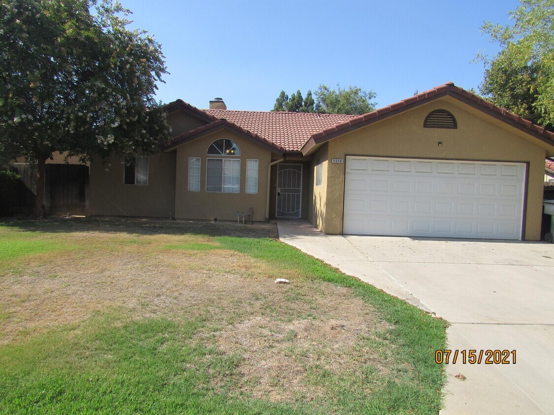 5558 W Calimyrna Ave, Fresno, CA 93722 House Rental in Fresno, CA