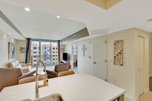 Foto del edificio - 480 Hibiscus St