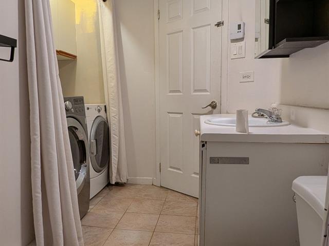 Photo du bâtiment - 5076 Rue Ste Marie